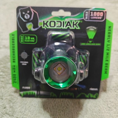 #ad KODIAK 1000 Lumen Rechargeable Headlamp LED Head Lamps with Push $22.99