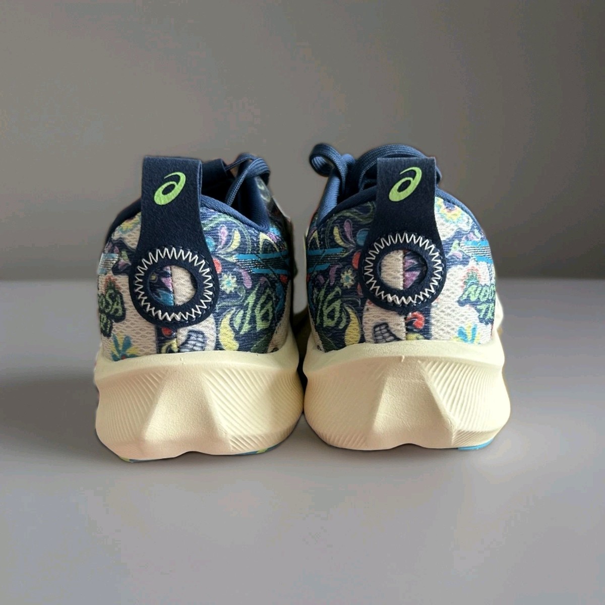 Size 11 - ASICS Gel Noosa Tri 16 Limited Edition Día De Muertos