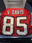 Vernon Davis Signed San Francisco 49ers #85 Football Jersey JSA Witnessed