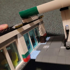 Lego City Service Station 60132 incomplete Read