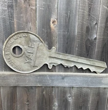 Vintage 1940’s Yale & Towne MFG CO Keys Large Hardware Store Advertising Sign