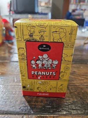 Hallmark Peanuts Gallery Figurine Called Flying High 3E/7374