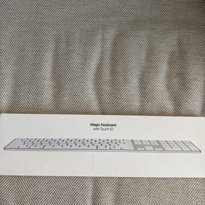 Apple Wireless Bluetooth  Magic Keyboard With Number Pad