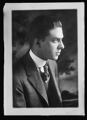 Photo:Hugh L. Murrel 1919 Chief Clerk Dept of Publicity Portrait