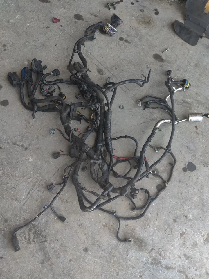 ENGINE WIRE HARNESS 23499768 2015 CADILLAC CTS Foto 2 de 4