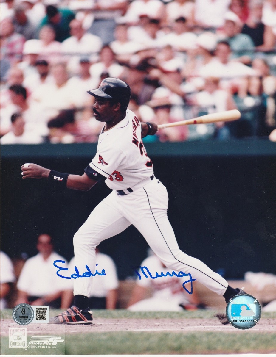 EDDIE MURRAY BALTIMORE ORIOLES BECKETT AUTHENTICATED ACTION SIGNED
