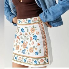 NWT Miami Womens Boho Floral Embroidered Mini Skirt Small 100 Cotton Pencil Fit