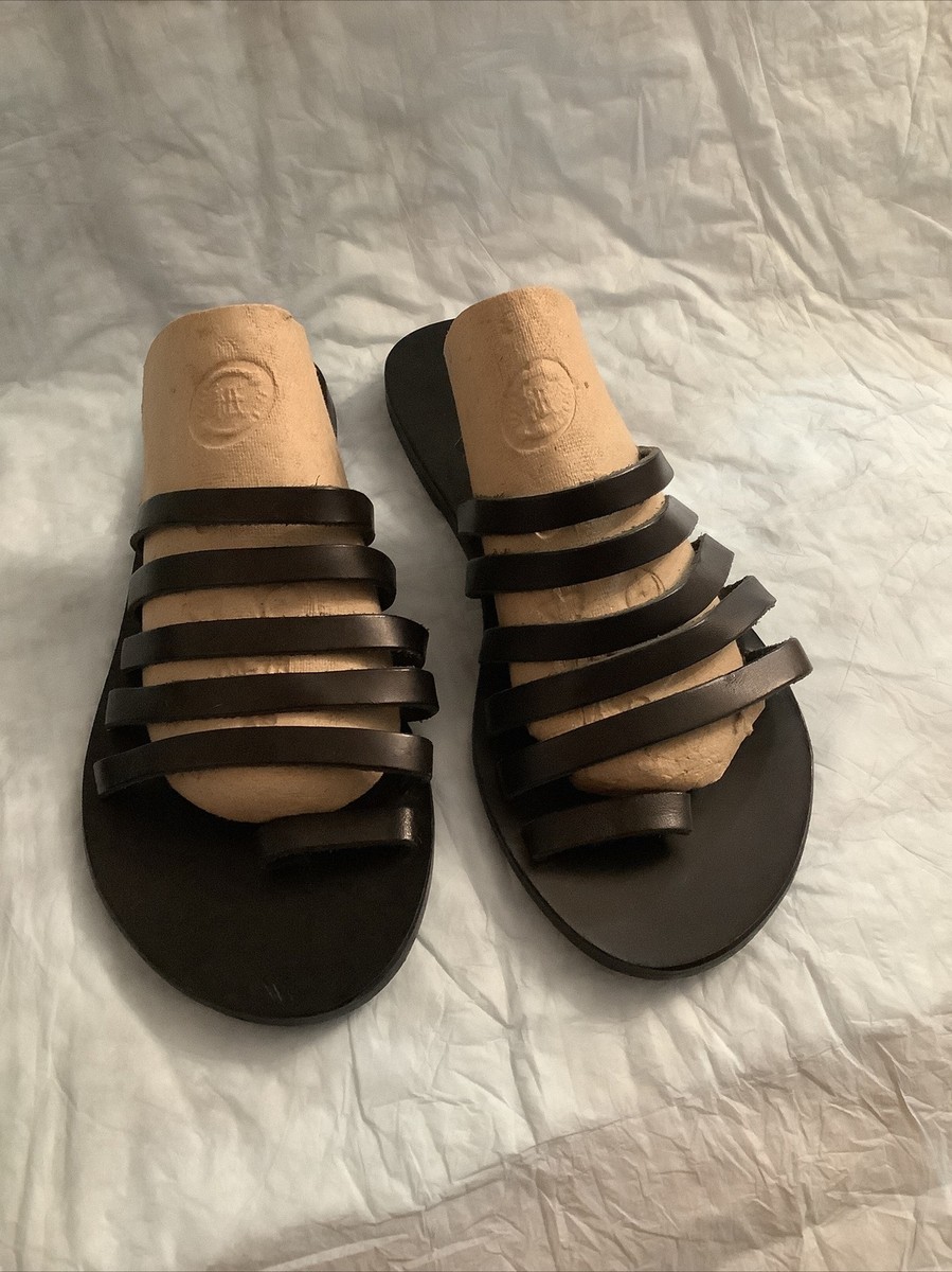 サンダル・ミュール ANCIENT GREEK Women Sandals 124661047SFENDONI 00039 BLACK ANCIENT GREEK SANDALS | Black Women's Flip Flops | YOOX
