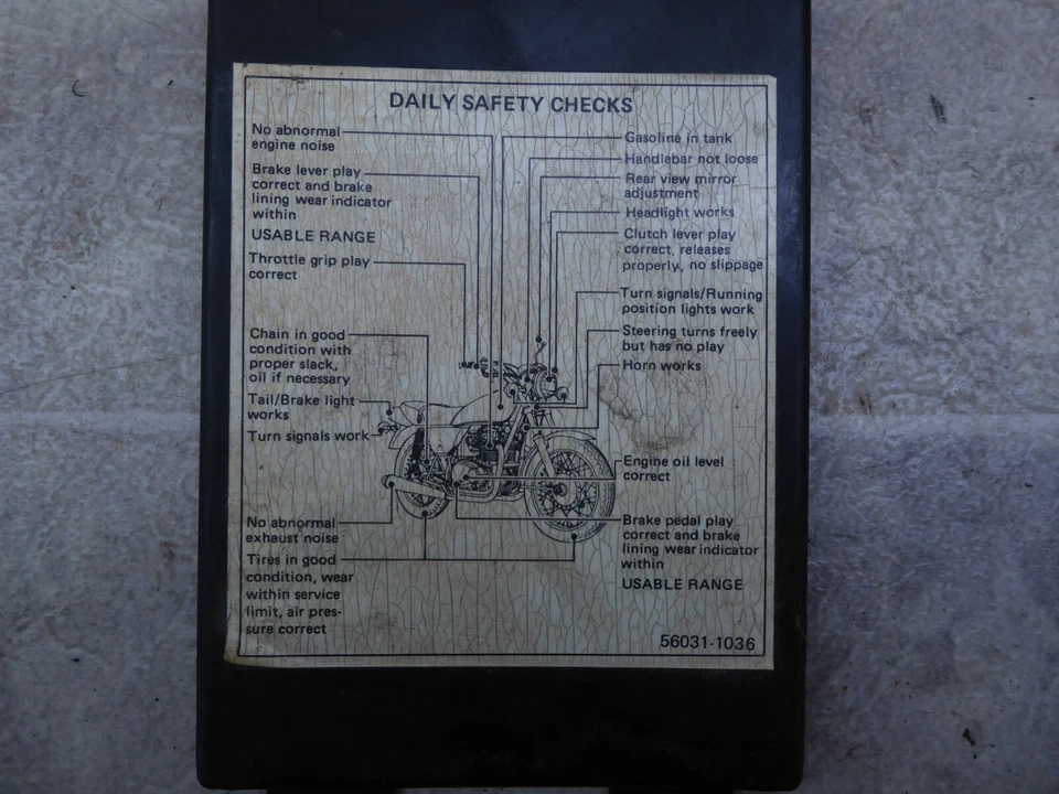 Kawasaki KZ440B KZ440 K761 1980) debajo del asiento manual del propietario folleto cubierta Foto 2 de 4