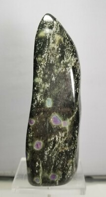 New find polished Freeform self standing Ruby in zoisite in hornblend 422 grams