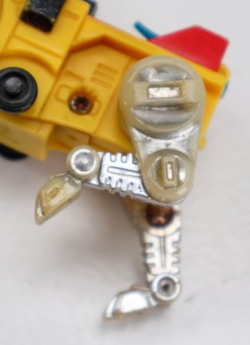 Voltron Set of 3 Yellow Lion #5 Robot Action Figure 1981 Various Conditions - Picture 6 of 11