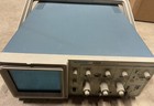 Tektronix 2205 20MHz Dual-Channel Analog Oscilloscope POWER TESTED ONLY