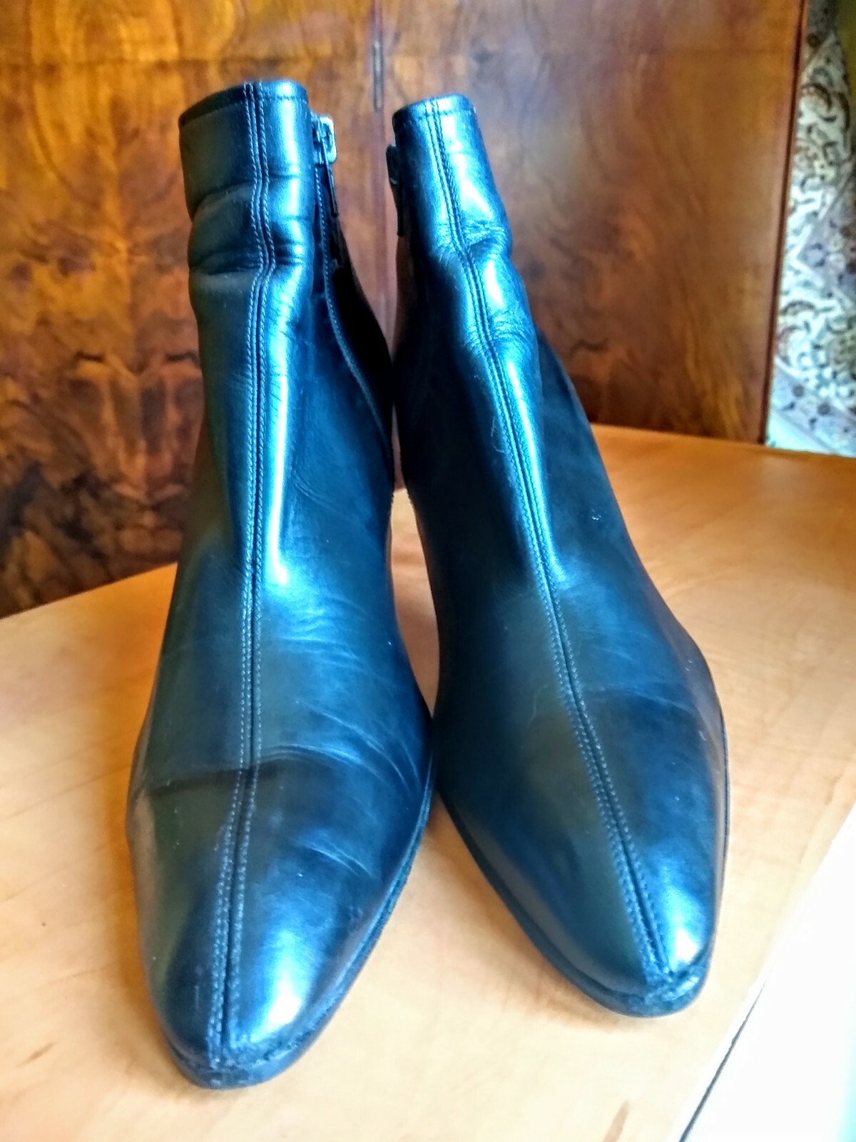 Stivaletti Yves Saint Laurent neri taglia 8 5