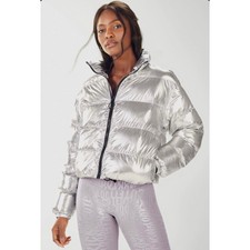 Fabletics Wander Metallic Cropped Puffer Jacket Silver Shine Snow Winter Medium