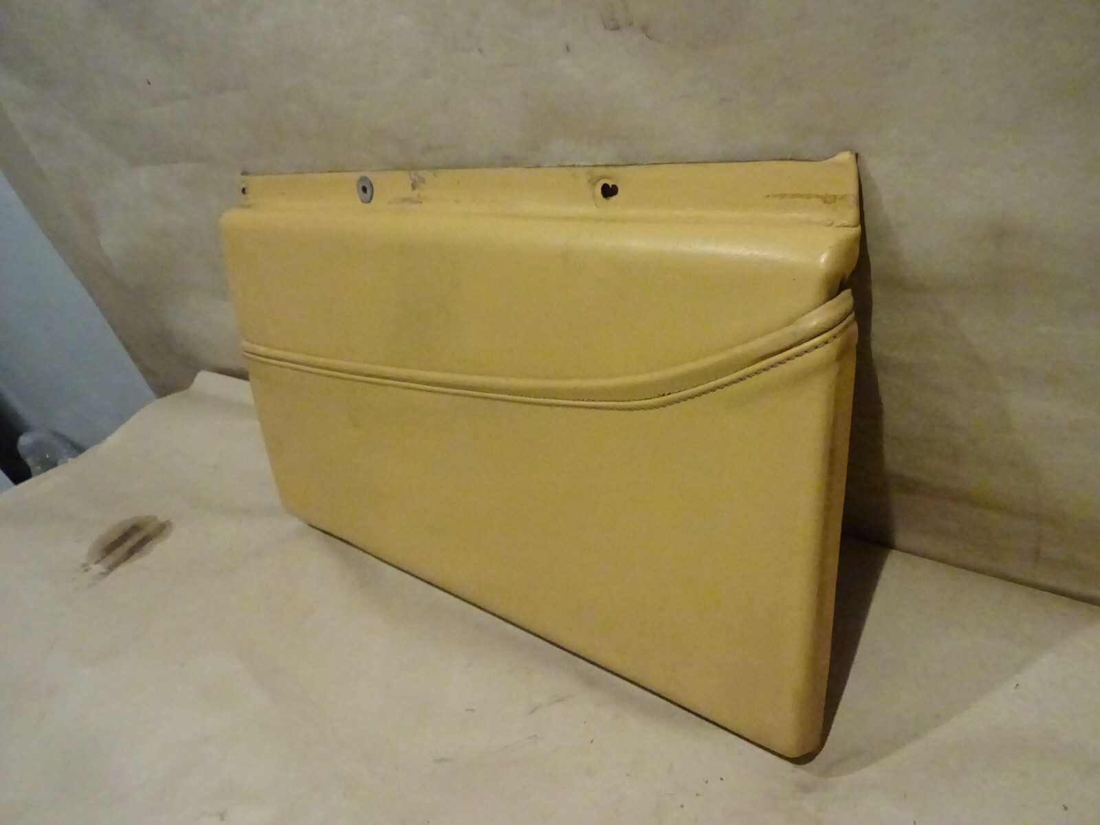 Ferrari Mondial - LH Door Pocket /Beige - P/N 61364400