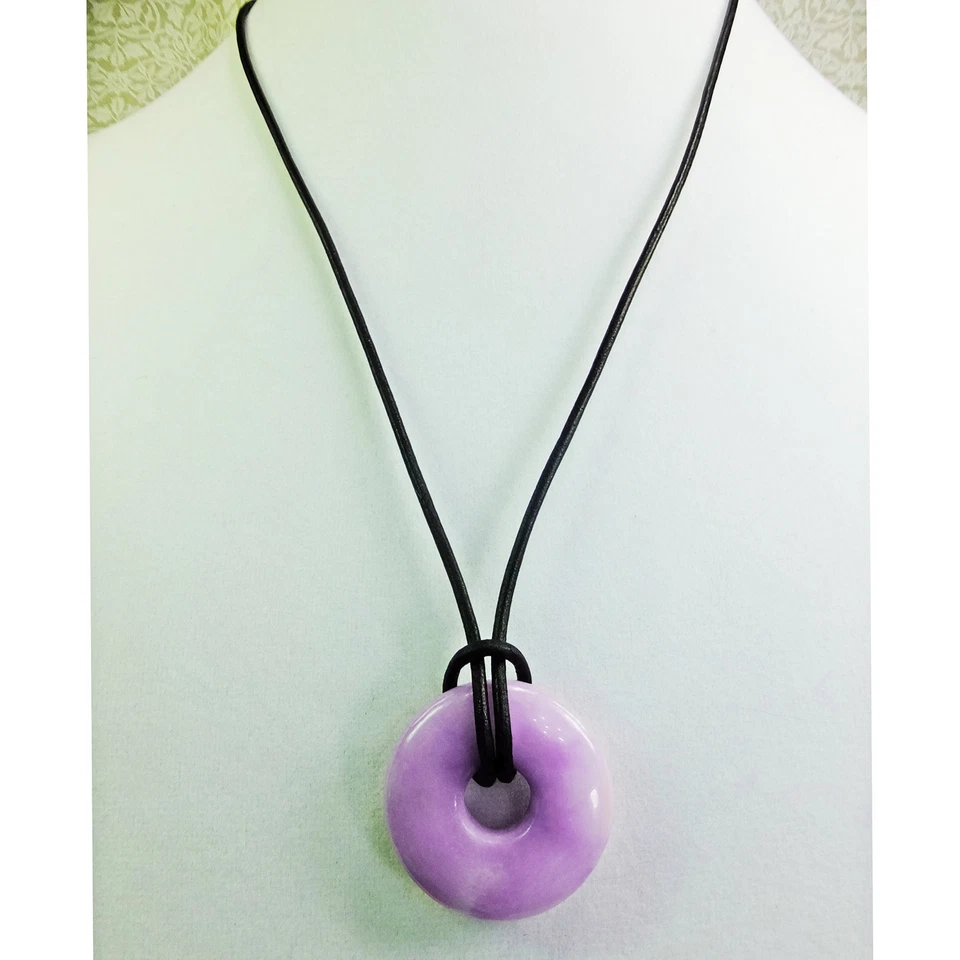 Collar de cordón de cuero rosquilla piedra mediano lavanda teñido cuarzo nieve 1 3/8" #8 Foto 2 de 3