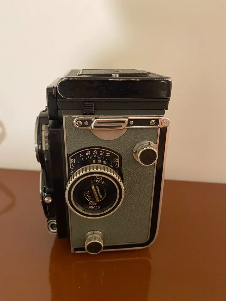 Rolleiflex bi-objectif TLR gris - Photo 4/4