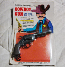 Vintage 1970 Solid Die-Cast Metal Cowboy Cap Gun Toy with Key Chain