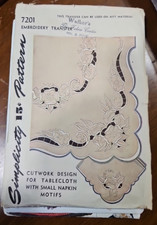 1946 Simplicity Embroidery Transfer Pattern Cutwork Design Tablecloth Napkin