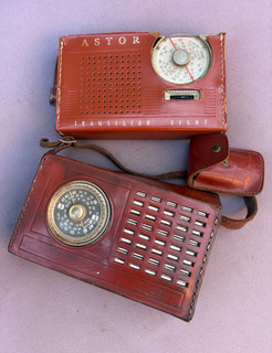2 x Vintage ASTOR Transistor RADIO Green RADIOLA & Red EIGHT Case AS FOUND...