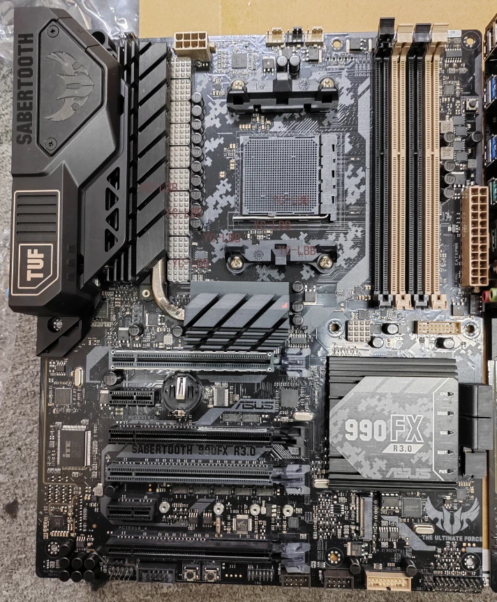 For ASUS SABERTOOTH 990FX R3.0 motherboard 990FX AM3+ 4*DDR3 32G ATX Tested OK - Image 2 of 4