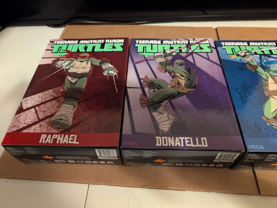 NECA TMNT 2012 Набор из 4 Черепашек Ниндзя Nickelodeon DMG Коробка - Изображение 3 из 4