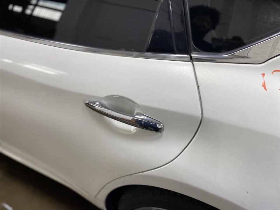 REAR DOOR Infiniti M35H M37 M56 Q70 11 12 13 14 15 16 17 18 Left White 1415959 Foto 3 de 4