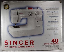 Vintage Singer Sewing Machine Model 1120 40 Stitches