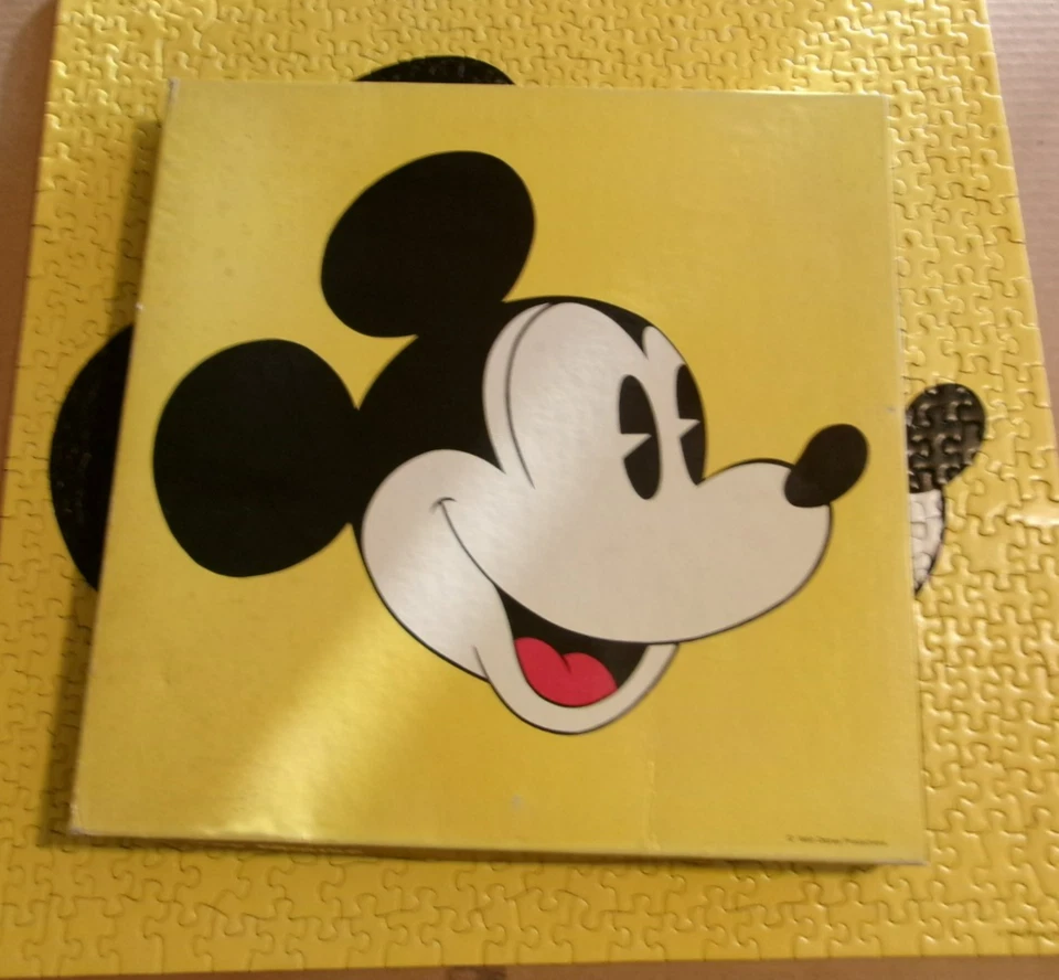 1972 vintage Springbok square puzzle Mickey Mouse - complete - Image 2 of 4