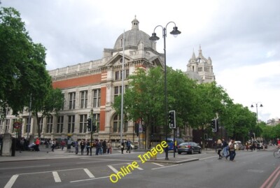 Photo 6x4 Victoria and Albert Museum Kensington/TQ2579  c2014