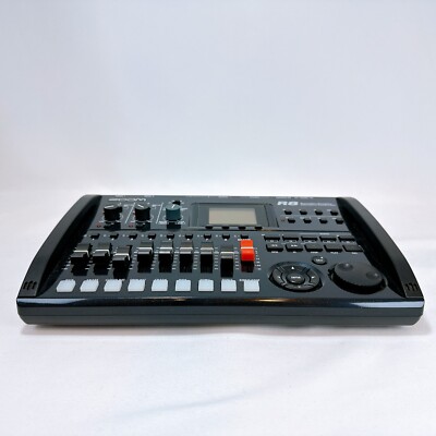 Zoom R8 Multitrack Digital Recorder 8-track MTR USED 884354009977