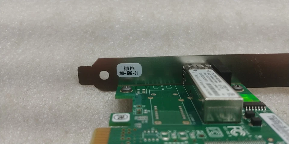 Qlogic QLE2460 PX2510401-51 4GB PCI-E FC Adapter Card GREAT CONDITION FREE SHIP! - Image 3 of 4