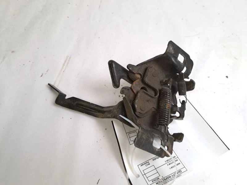 TRAVA DE CAPÔ PARA FORD EXPEDITION 2004 - Imagem 2 de 4