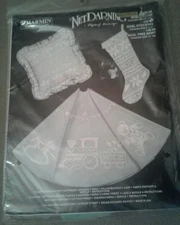  Vintage Charmin Net Darning Kit - Noel Pillow #30-92