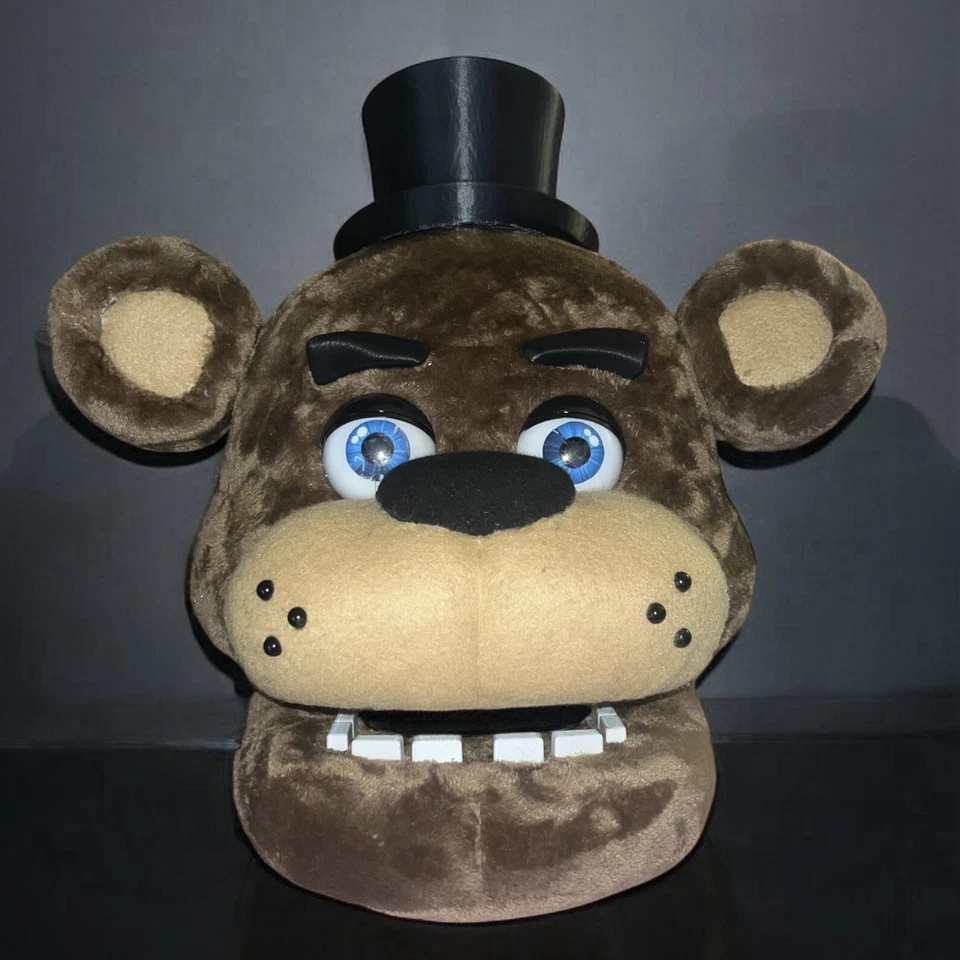 Freddy Fazbear Cosplay Head LED Lights And Moveable Jaw Adult Size READ DESCRIPT - Image 3 of 4