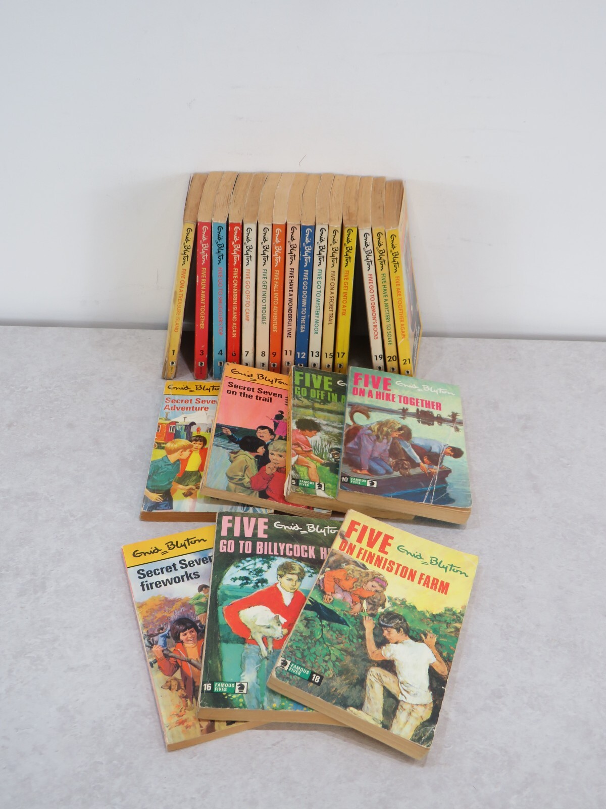 Enid Blyton Bundle 1970's vintage Set x 22