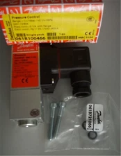 1PC DANFOSS 061B100466 New In Box Expedited Shipping #