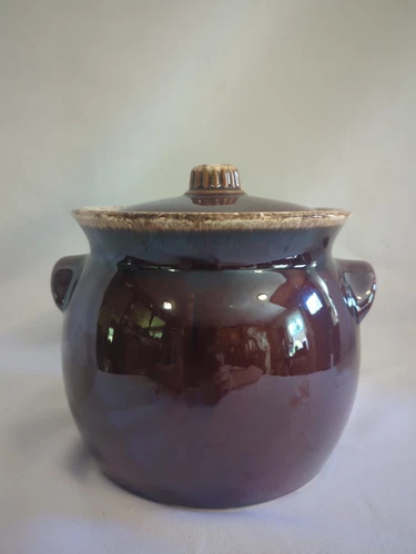 Vintage 2 Qt Hull Brown Drip Glaze Bean Pot with Lid Oven Proof USA Pottery