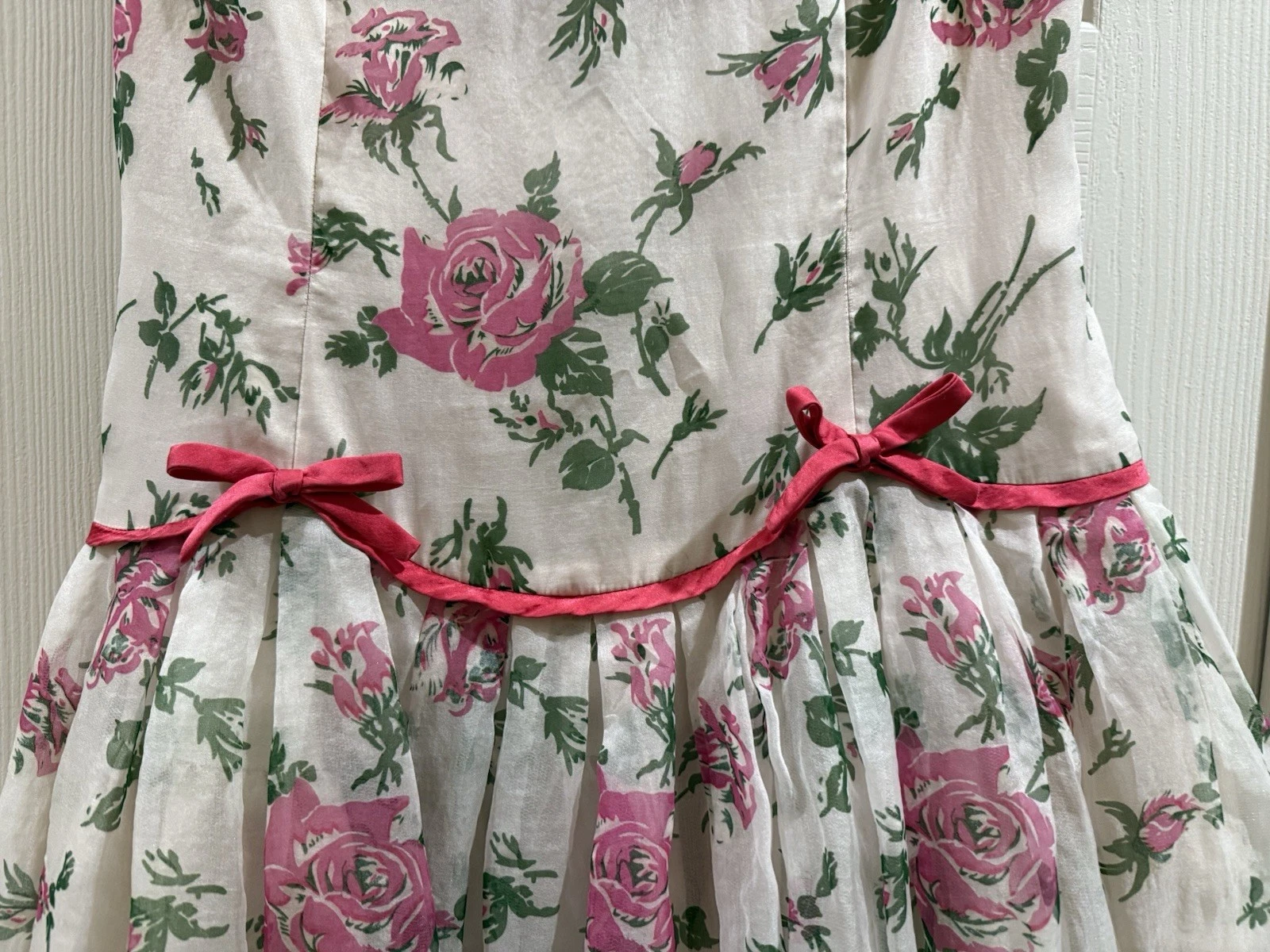 Abito da giardino rosso Valentino in seta maxi taglia 42