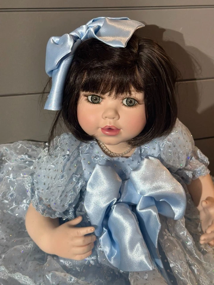 Marie Osmond, Large, Limited Edition Porcelain Doll "Katie", length 25'' - Image 3 of 4