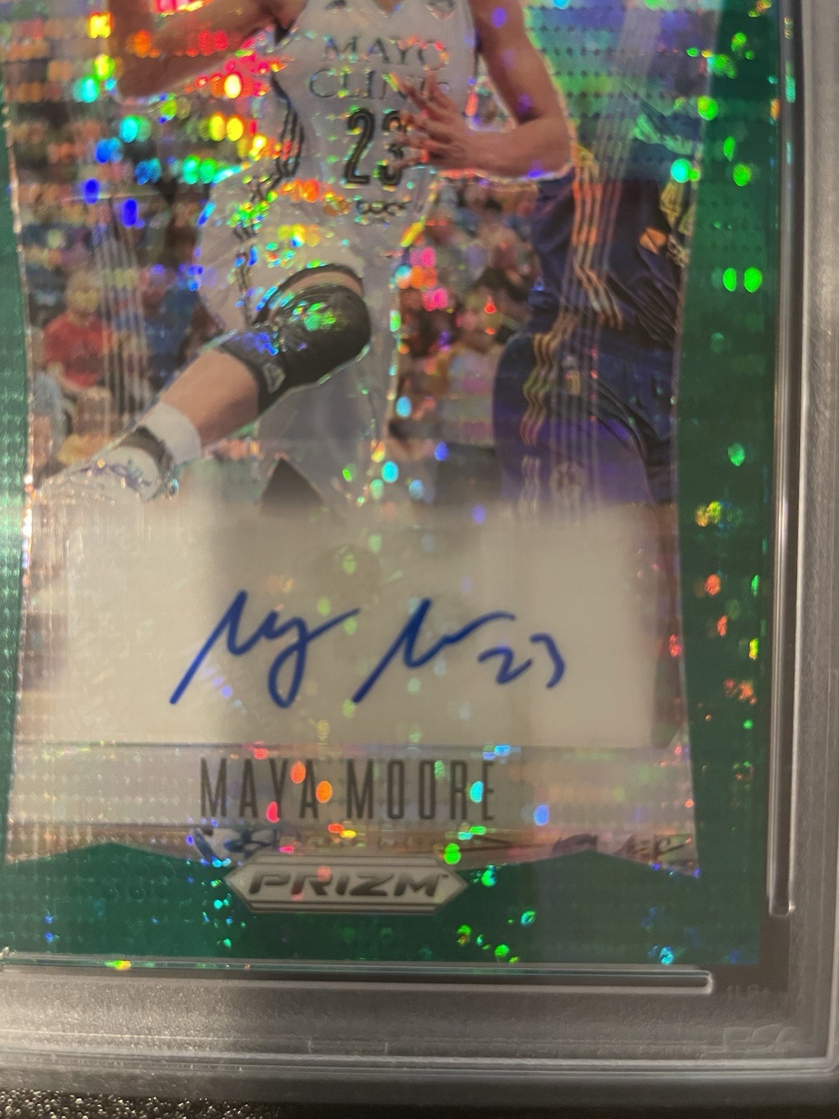 2024 Prizm WNBA Thrwbck Sig Maya Moore Green Pulsar PSA 8 AUTO 10 23/25 Jersey # view 3