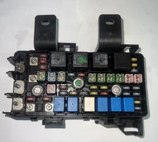 2006-10 Hyundai Sonata fuse box relay block panel 91950-3K540 919503K540