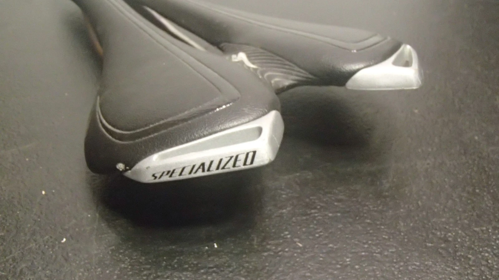 Specialized Toupe Expert Body Geometry Saddle 143mm Rails Road Bike image 15