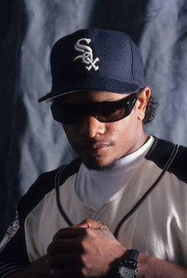 Rapper Eazy-E poses for a portrait in 1993 in New York New York.- Old Photo 4