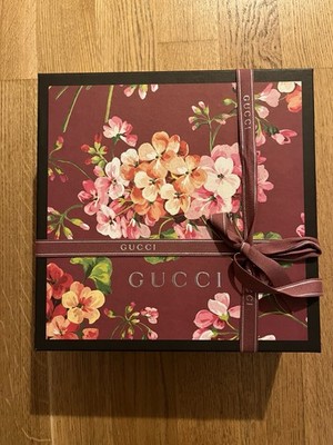 Gucci Box Limited Edition mit Stoffband Leer Sammlung