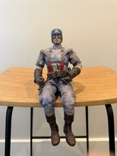 Hot Toys Captain America 1/6 MMS156 The First Avenger Figure