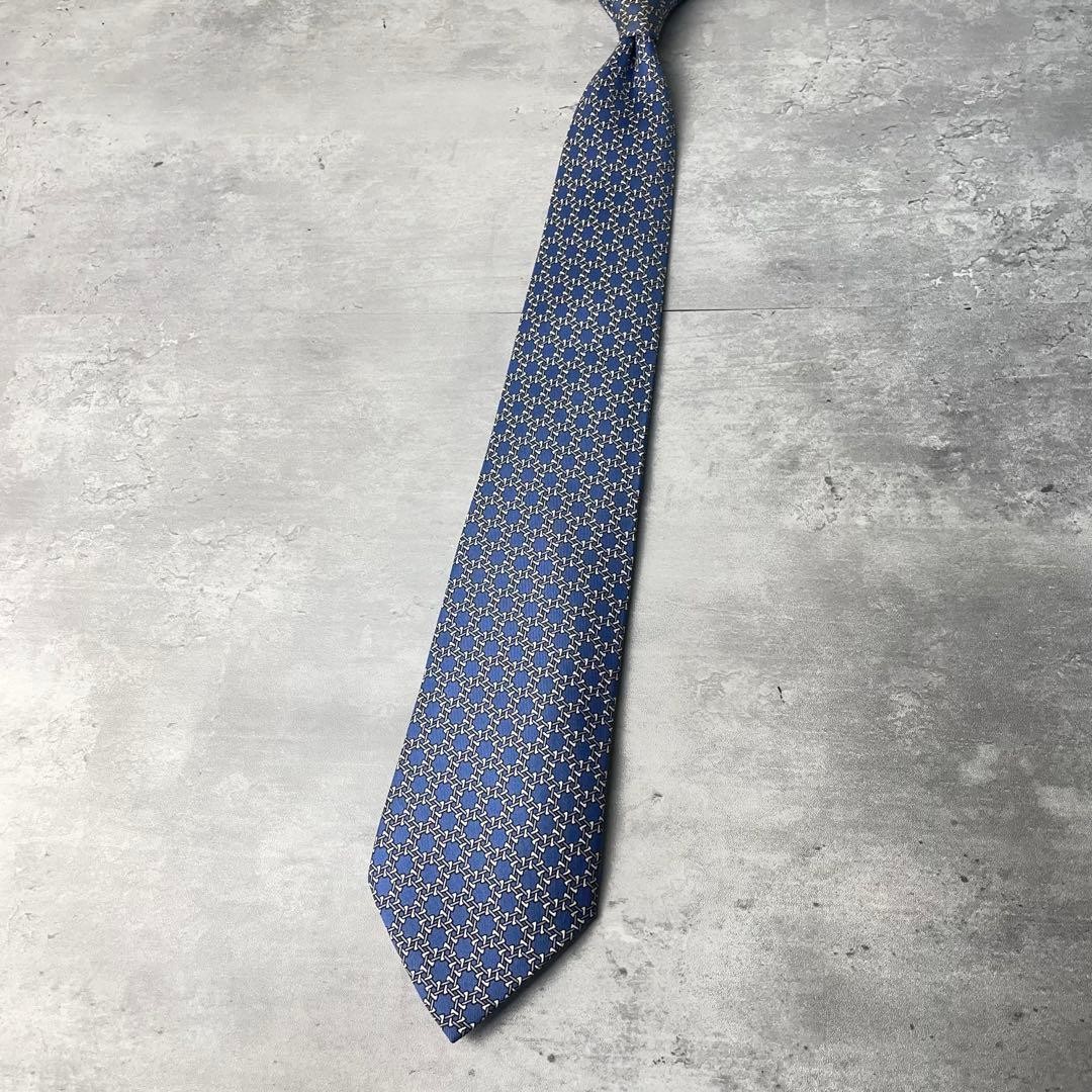 Hermes Hexagonal Dot Pattern Chain Tie Blue Silk … - image 10