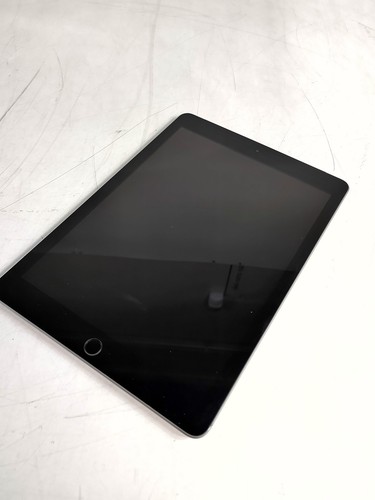 Apple iPad 6th Gen A1954 32 GB iOS 17.7.5 Space Gray Tablet - Picture 2 of 6