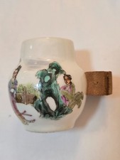 Antike chinesische Miniatur-Porzellanvase / Ziergefäß– Figurenmalerei – Qianlong