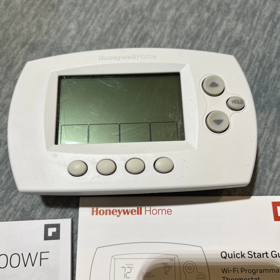 Honeywell Home Programmable Thermostat Smart Series RTH6500WF Wi-Fi OPEN BOX - Image 2 of 4